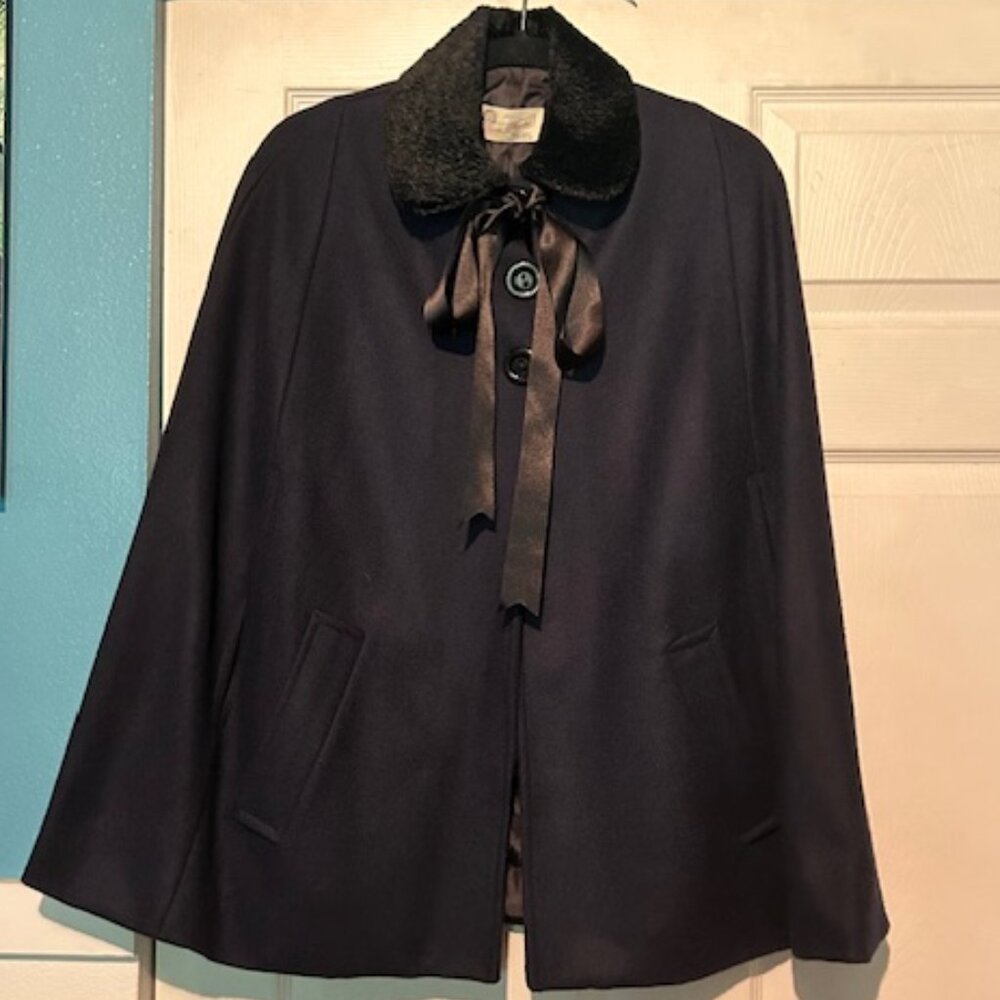 NWT Tara Starlet Cape from London - One Size